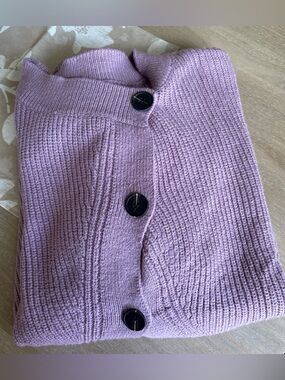 Lilac Button-Front Women's Sweater